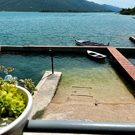 Luka Holiday home Ston