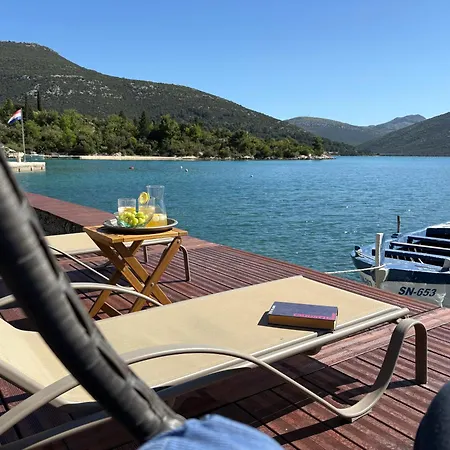 Luka Holiday home Ston